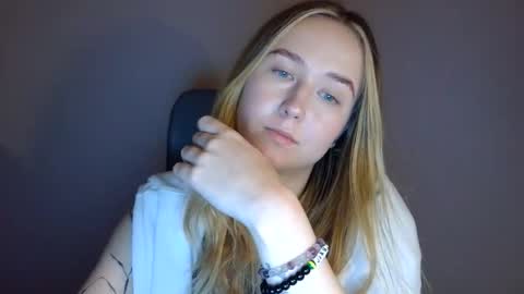 Lulu Baby18 online show from February 24, 8:18 pm