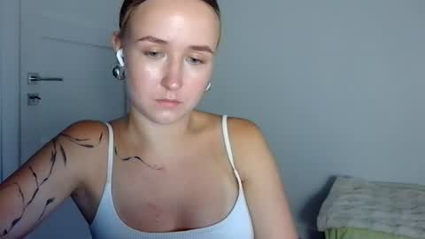 Snapshot of lulu_baby1 chatting on July 13, 4:54 pm Lulu Baby18 online show from July 13, 4:54 pm