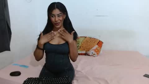 LULU LIZ online show from March 25, 3:07 pm