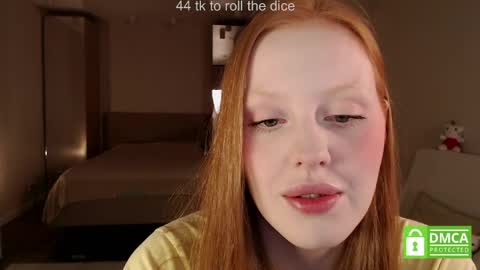 Snapshot of lulu_moons chatting on May 6, 4:34 pm Lulu online show from May 6, 4:34 pm