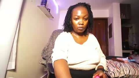 Snapshot of lulu_sparks1 chatting on July 6, 2:41 am lulu_sparks1 online show from July 6, 2:41 am