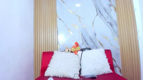 Snapshot of luluu_08 chatting on March 25, 7:31 pm LULU online show from March 25, 7:31 pm