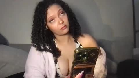 LuLu Valenttine Hot Sexy HawaiianCape Verde online show from November 23, 6:41 pm