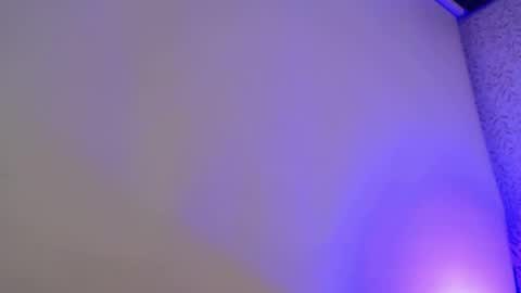 Snapshot of luly_blue chatting on May 2, 3:55 am Luly online show from May 2, 3:55 am
