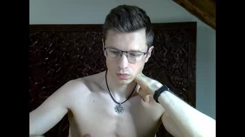 Andrew independent model 2000-0000 CET daily online show from March 1, 6:43 pm