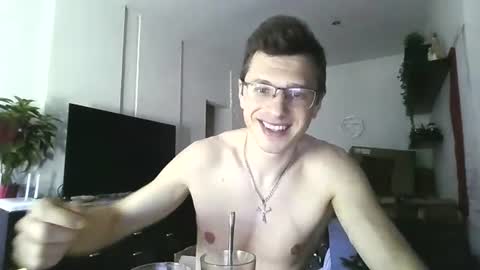 Snapshot of lumberjack__666 chatting on June 25, 3:16 pm Andrew independent model 2000-0000 CET daily online show from June 25, 3:16 pm
