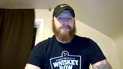 lumberjackk4u online show from February 2, 3:49 am