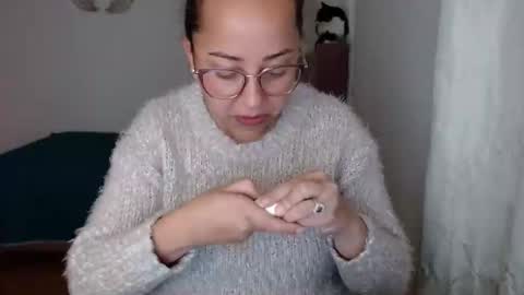 Snapshot of lumi_84 chatting on December 29, 9:39 am LUMI online show from December 29, 9:39 am