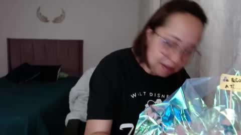 Snapshot of lumi_84 chatting on January 10, 12:38 am LUMI online show from January 10, 12:38 am