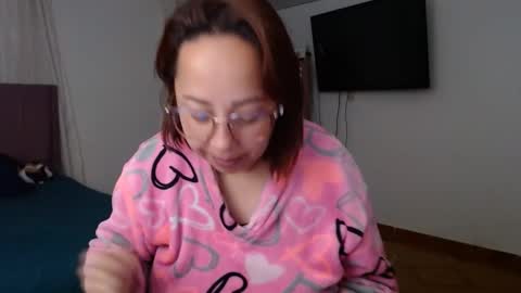 Snapshot of lumi_84 chatting on January 20, 8:30 am LUMI online show from January 20, 8:30 am