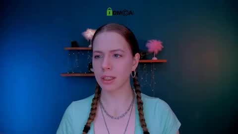 Snapshot of lumi_soft chatting on February 7, 8:29 am Sweet Lumi online show from February 7, 8:29 am