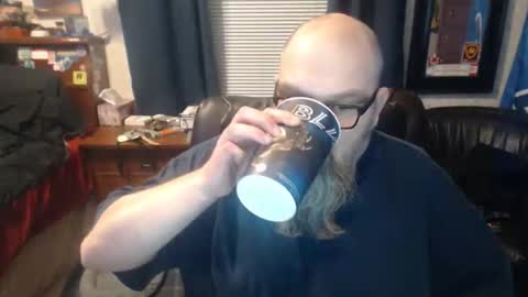 Snapshot of lump420 chatting on November 22, 6:12 am lump420 online show from November 22, 6:12 am