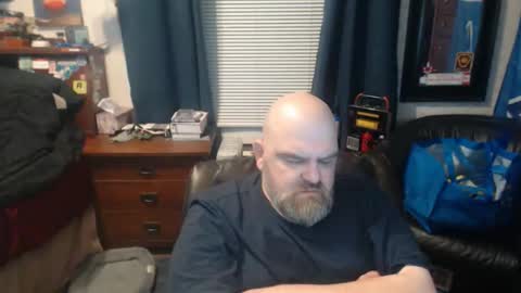 Snapshot of lump420 chatting on November 29, 6:05 am lump420 online show from November 29, 6:05 am