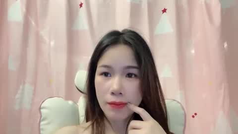 Snapshot of luna4739 chatting on May 27, 6:05 pm Luna online show from May 27, 6:05 pm