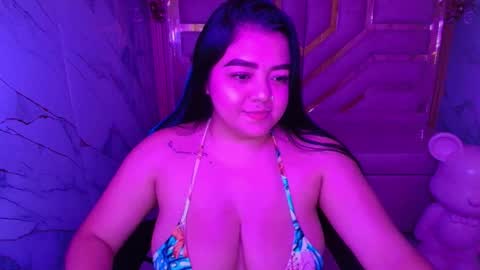 Snapshot of luna__r_ chatting on April 23, 3:30 am Luna online show from April 23, 3:30 am