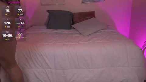 Lunita online show from March 5, 7:10 pm