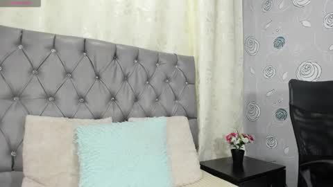 Luna Eva online show from March 24, 2:22 pm