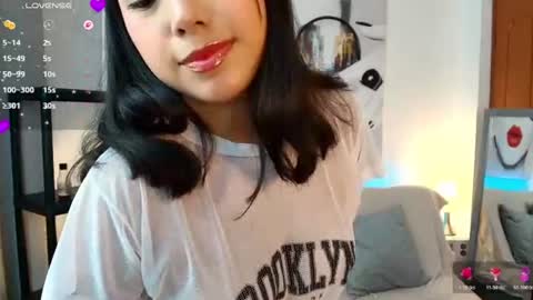 Snapshot of luna_ferrer10 chatting on June 28, 7:09 pm Luna Ferrer online show from June 28, 7:09 pm