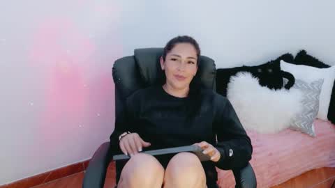 luna online show from March 26, 2:06 am