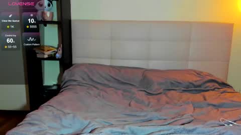 Snapshot of luna_lips chatting on June 11, 12:32 am Hi everyone my name is Tina online show from June 11, 12:32 am