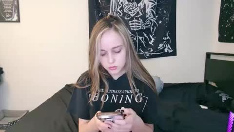 Luna online show from October 16, 6:31 pm