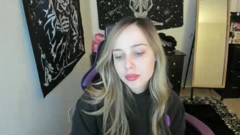 Luna online show from December 5, 6:33 am