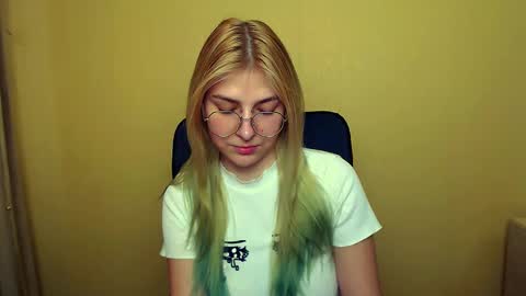 Luna online show from January 30, 12:48 pm