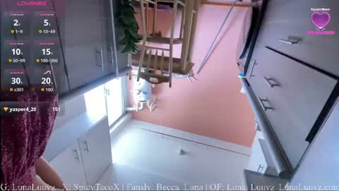 Snapshot of luna_luuvz chatting on June 29, 10:43 pm Luna Luuvz online show from June 29, 10:43 pm