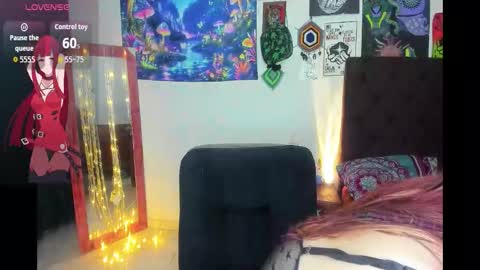 MISS LUNA  online show from November 14, 8:24 am