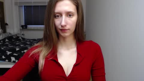 Snapshot of luna_xsensual chatting on February 17, 6:32 am L U N A online show from February 17, 6:32 am