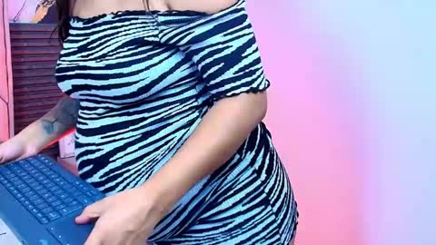 Lunaa rossee  online show from May 2, 1:16 pm