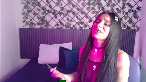 lunaaa_07 online show from April 9, 4:23 am