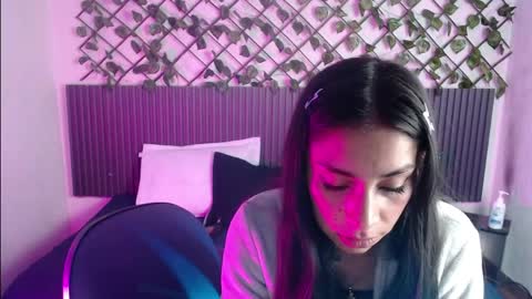 lunaaa_07 online show from April 9, 10:53 am