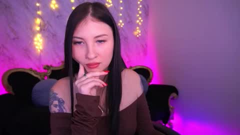 lunaamay online show from February 9, 3:05 pm