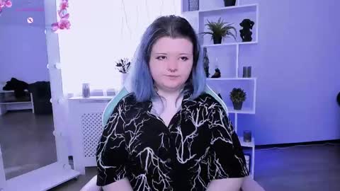Snapshot of lunaar_ chatting on April 25, 6:27 am Luna online show from April 25, 6:27 am