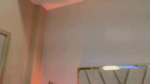 Luna Aspen online show from April 7, 6:08 pm