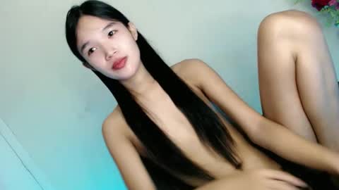 lunafoxx_ online show from April 20, 11:06 pm