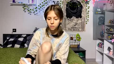 luna online show from April 9, 8:14 pm