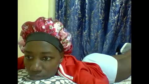 Snapshot of lunah_kitty chatting on May 2, 7:52 pm lunah_kitty online show from May 2, 7:52 pm
