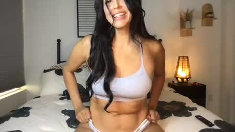 Snapshot of lunakai0007 chatting on July 2, 10:05 pm New GAL online show from July 2, 10:05 pm