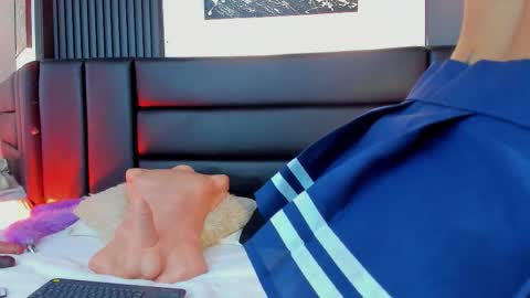 Luna Lenox  online show from November 28, 11:57 am