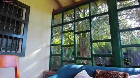 Snapshot of lunaluxe1001 chatting on August 1, 1:32 pm lunaluxe1001 online show from August 1, 1:32 pm