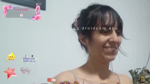 Snapshot of lunamoon_17 chatting on January 27, 11:00 pm LUNA online show from January 27, 11:00 pm