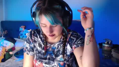 Julieth  online show from April 14, 4:24 pm