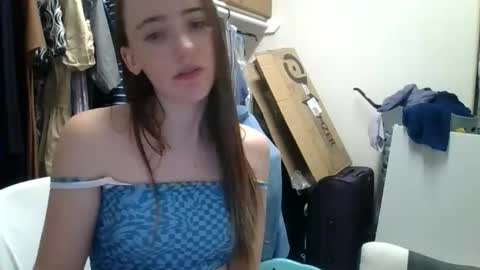 Snapshot of lunapixie2020 chatting on May 26, 11:34 pm lunapixie2020 online show from May 26, 11:34 pm