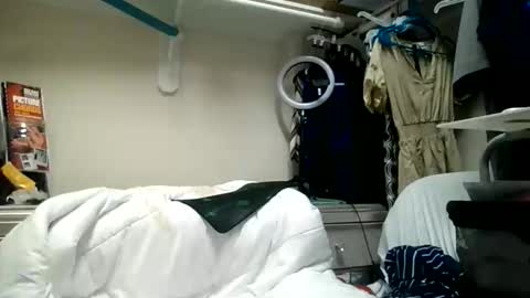 Snapshot of lunapixie2020 chatting on June 6, 1:32 am lunapixie2020 online show from June 6, 1:32 am
