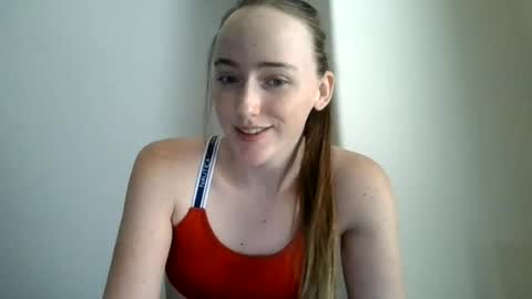 Snapshot of lunapixie2020 chatting on June 30, 10:00 pm lunapixie2020 online show from June 30, 10:00 pm