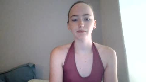 Snapshot of lunapixie2020 chatting on July 11, 12:57 am lunapixie2020 online show from July 11, 12:57 am