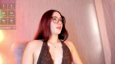 Luna  online show from March 26, 6:46 pm