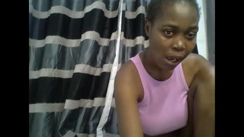 Snapshot of lunargoddess45 chatting on May 26, 10:33 am lunargoddess45 online show from May 26, 10:33 am